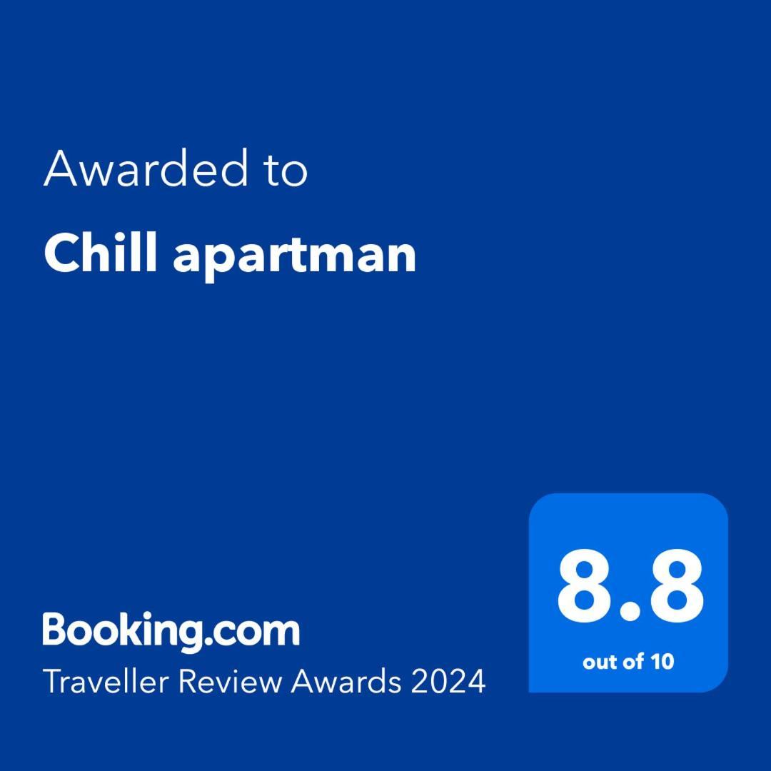 Chill Apartman Budakalasz Bagian luar foto